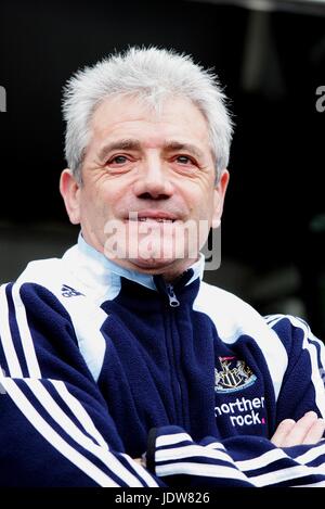 KEVIN KEEGAN NEWCASTLE UNITED FC MANAGER ST JAMES PARK NEWCASTLE ENGLAND 3. Februar 2008 Stockfoto