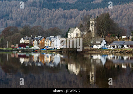 Kenmore Kirche reflektieren Loch Tay Stockfoto