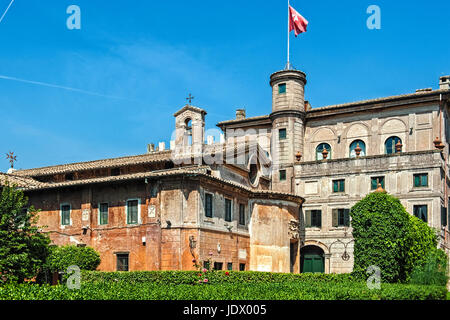 Die Kirche von Santa Maria del Priorato, im Inneren der Villa Gran Priorato di Roma del Sovrano Militare Anwaltskammern di Malta, Briefely Gran Priorato di Roma, Rom, Italien Stockfoto