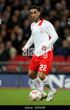 HAKAN YAKIN Schweiz & BSB jungen WEMBLEY Stadion LONDON ENGLAND 6. Februar 2008 Stockfoto