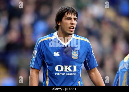 MILAN BAROS PORTSMOUTH FC REEBOK STADIUM BOLTON ENGLAND 9. Februar 2008 Stockfoto