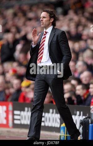 GARETH SOUTHGATE MIDDLESBROUGH FC MANAGER Anfield Road LIVERPOOL ENGLAND 23. Februar 2008 Stockfoto