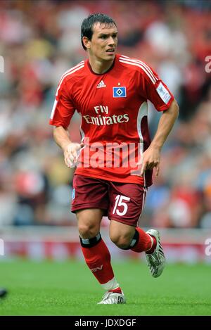 PIOTR TROCHOWSKI Hamburger SV EMIRATES Stadion LONDON ENGLAND 3. August 2008 Stockfoto