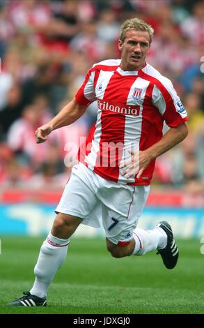 LIAM LAWRENCE STOKE CITY FC BRITAINNIA Stadion ENGLAND STOKE 23. August 2008 Stockfoto