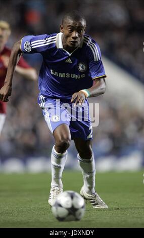SALOMON KALOU CHELSEA FC STAMFORD BRIDGE CHELSEA LONDON ENGLAND 22. Oktober 2008 Stockfoto