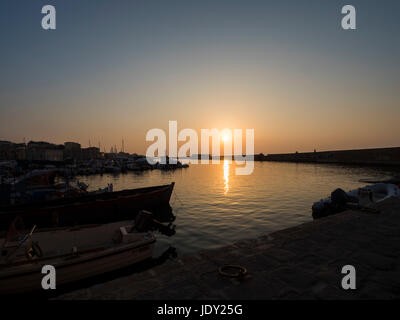 Sonnenuntergang am Meer Stockfoto