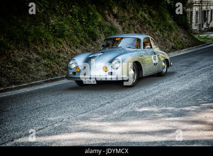 PORSCHE 356 A 1500 GS CARRERA 1956 auf einem alten Rennwagen Rallye Mille Miglia 2017 die berühmte italienische historische Rennen (1927-1957) am 19. Mai 2017 Stockfoto