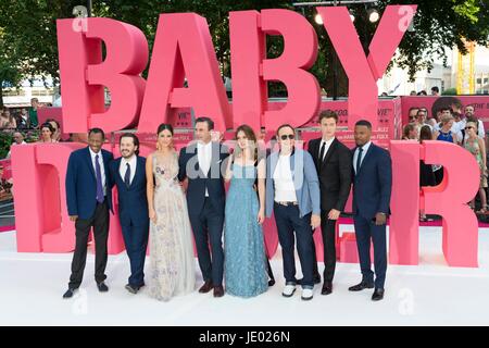 London, Vereinigtes Königreich von Großbritannien und Nordirland. 21. Juni 2017. Besetzung des Films an die Europäische Premiere von BABY Fahrer teilnehmen. London, UK. 21.06.2017 | Nutzung weltweit Credit: Dpa/Alamy Live-Nachrichten Stockfoto