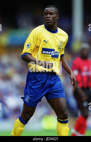 ALEX NYARKO EVERTON FC 12. August 2000 Stockfoto