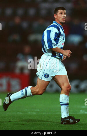 ALLY MITCHELL KILMARNOCK FC EDINBURGH TYNECASTLE 24. September 2000 Stockfoto