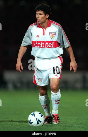 KRASSIMIR BALAKOV VFB STUTTGART TYNECASTLE STADIUM EDINBURGH Schottland 28. September 2000 Stockfoto