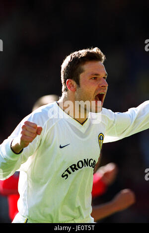 MARK VIDUKA LEEDS UNITED FC LEEDS ELLAND ROAD 4. November 2000 Stockfoto