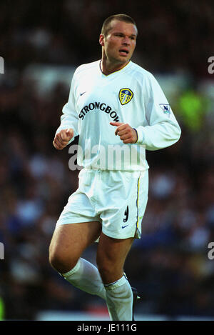MARK VIDUKA LEEDS UNITED FC ELLAND ROAD LEEDS ENGLAND 8. September 2001 Stockfoto