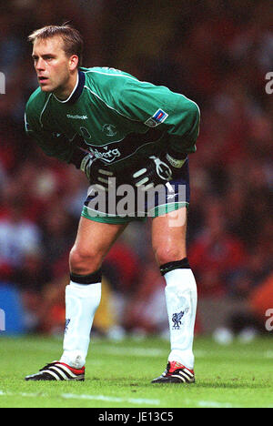 SANDER WESTERVELD LIVERPOOL FC MILLENNIUM Stadion CARDIFF WALES 12. August 2001 Stockfoto