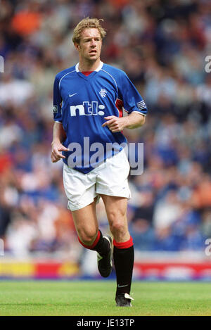 BERT KONTERMAN GLASGOW RANGERS FC IBROX GLASGOW 4. August 2001 Stockfoto