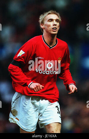 LUKE CHADWICK MANCHESTER UNITED FC OLD TRAFFORD MANCHESTER MANCHESTER ENGLAND 3. Februar 2001 Stockfoto