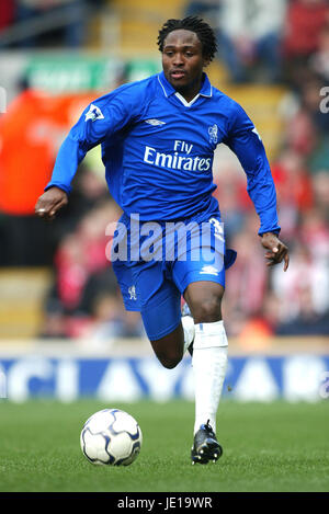 CELESTINE BABAYARO CHELSEA FC ANFIELD LIVERPOOL 24. März 2002 Stockfoto