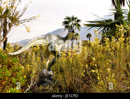 Große Dinosaurier auf dem Display an der Cabazon Dinosaur Museum in Cabazon, Kalifornien. Stockfoto