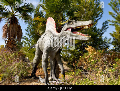 Große Dinosaurier auf dem Display an der Cabazon Dinosaur Museum in Cabazon, Kalifornien. Stockfoto