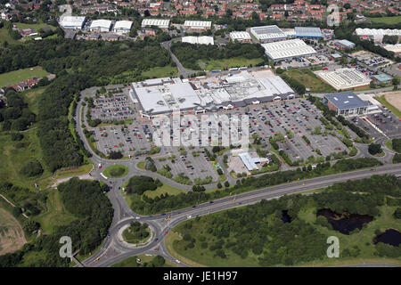 Luftaufnahme von Handforth Dean Einkaufszentrum Einzelhandel Estate Park, UK Stockfoto