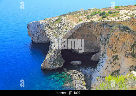 Die Blaue Grotte natürliche Meer Arch und Klippen, Wied Iz-Zurrieq, Malta Stockfoto