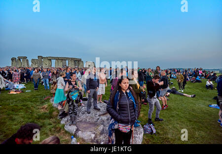 Stonehenge Sommersonnenwende Tour Sunrise 21. Juni 2083 Stockfoto