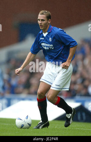 PETER LOVENKRANDS GLASGOW RANGERS FC 27. Juli 2002 Stockfoto