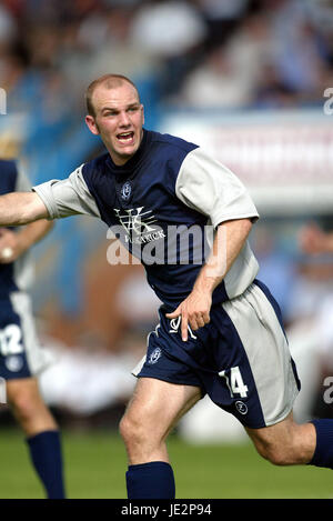 JAMIE BURT CHESTERFIELD FC SALTERGATE CHESTERFIELD ENGLAND 26. Juli 2002 Stockfoto