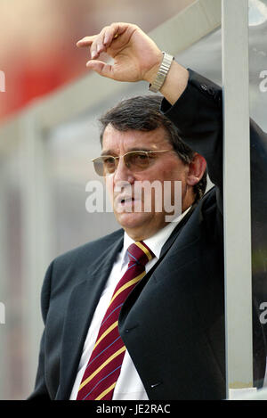 GRAHAM TAYLOR ASTON VILLA FC MANAGER 19. August 2002 Stockfoto