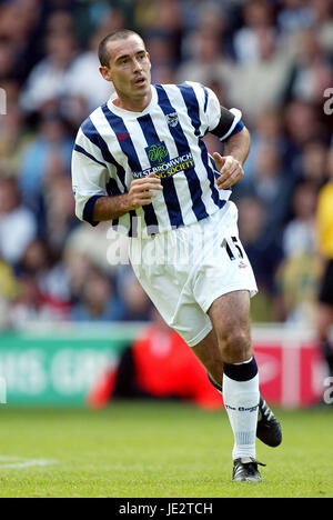 BOB TAYLOR WEST BROMWICH ALBION FC HAWTHORNS WEST BROMICH 31. August 2002 Stockfoto