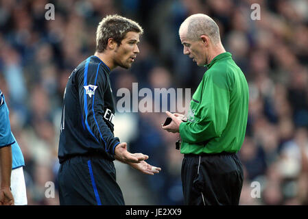 ENRIQUE DE LUCAS D.GALLAGHER MANCHESTER CITY V CHELSEA FC MAIN Straße MANCHESTER 19. Oktober 2002 Stockfoto