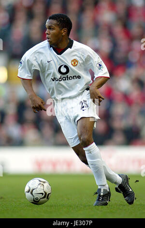 QUINTON FORTUNE MANCHESTER UNITED FC Anfield Road LIVERPOOL 1. Dezember 2002 Stockfoto