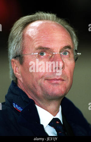 SVEN-GORAN ERIKSSON ENGLAND MANAGER AMSTERDAM ARENA AMSTERDAM 13. Februar 2002 Stockfoto