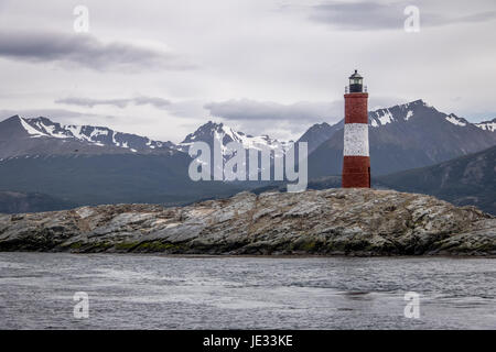 Les légions rot-weiße Leuchtturm - Beagle-Kanal, Ushuaia, Argentinien Stockfoto