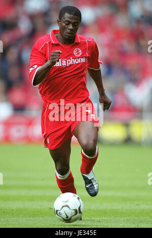 GEORGE BOATENG MIDDLESBROUGH FC RIVERSIDE STADIUM MIDDLESBROUGH 1. September 2003 Stockfoto