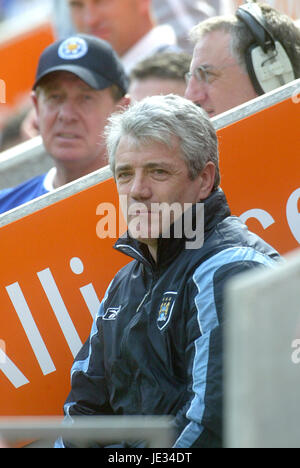 KEVIN KEEGAN MANCHESTER CITY FC MANAGER COLUMBIA 24. Oktober 2003 Stockfoto