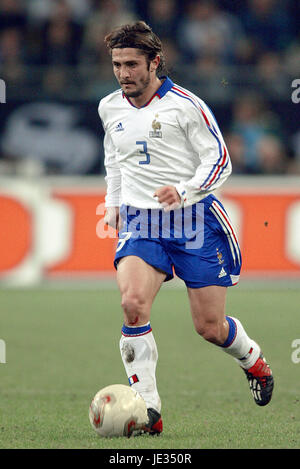 BIXENTE LIZARAZU Frankreich & BAYERN München GELSENKIRCHEN Deutschland 15. November 2003 Stockfoto