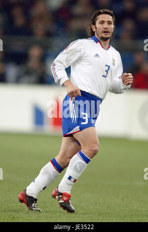 BIXENTE LIZARAZU Frankreich & BAYERN München GELSENKIRCHEN Deutschland 15. November 2003 Stockfoto