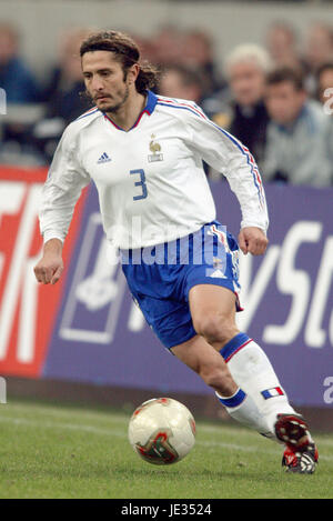 BIXENTE LIZARAZU Frankreich & BAYERN München GELSENKIRCHEN Deutschland 15. November 2003 Stockfoto