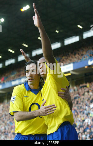 THIERRY HENRY & ROBERT PIRES LEEDS UNITED V ARSENAL FC ELLAND ROAD LEEDS ENGLAND 1. November 2003 Stockfoto