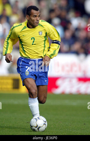 CAFU Brasilien WALKERS STADIUM LEICESTER ENGLAND 12. Oktober 2003 Stockfoto