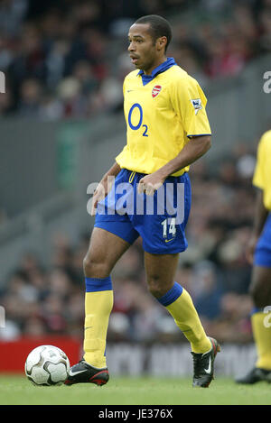 THIERRY HENRY ARSENAL FC Anfield Road LIVERPOOL ENGLAND 4. Oktober 2003 Stockfoto