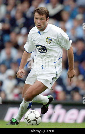 MARK VIDUKA LEEDS UNITED FC ELLAND ROAD LEEDS 20. September 2003 Stockfoto