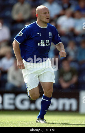 THOMAS GRAVESEN EVERTON FC PRESTON ENGLAND 2. August 2003 Stockfoto