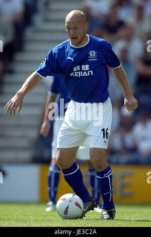 THOMAS GRAVESEN EVERTON FC PRESTON ENGLAND 2. August 2003 Stockfoto