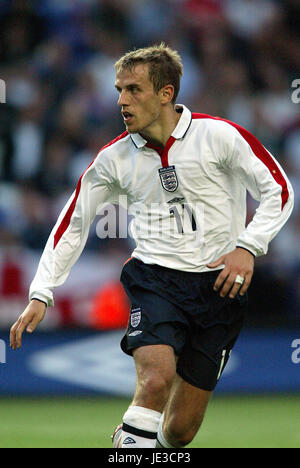 PHILIP NEVILLE ENGLAND & MANCHESTER UNITED FC WALKERS STADIUM LEICESTER ENGLAND 3. Juni 2003 Stockfoto