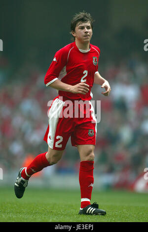 JOHN OSTER WALES & SUNDERLAND FC MILLENNIUM Stadion CARDIFF WALES 29. März 2003 Stockfoto