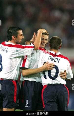 STEVEN GERRARD, Michael Owen, Frank Lampard, AUSTRIA V England, AUSTRIA V England 2004 Stockfoto