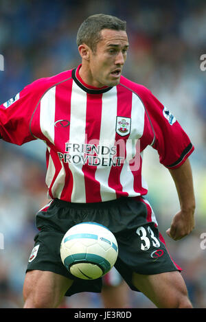 PAUL TELFER SOUTHAMPTON FC STAMFORD BRIDGE CHELSEA LONDON ENGLAND 28. August 2004 Stockfoto