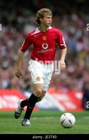 JONATHAN SPECTOR MANCHESTER UNITED FC MILLENNIUM Stadion CARDIFF WALES 8. August 2004 Stockfoto